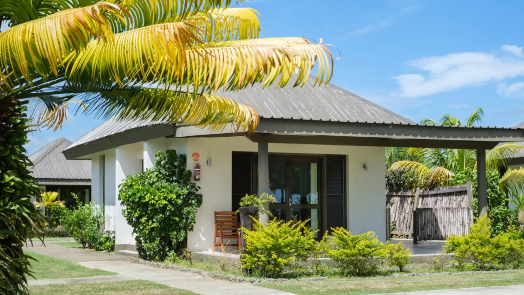 Beachfront Bure with plunge pool