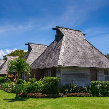 Yatule Beachfront Bure